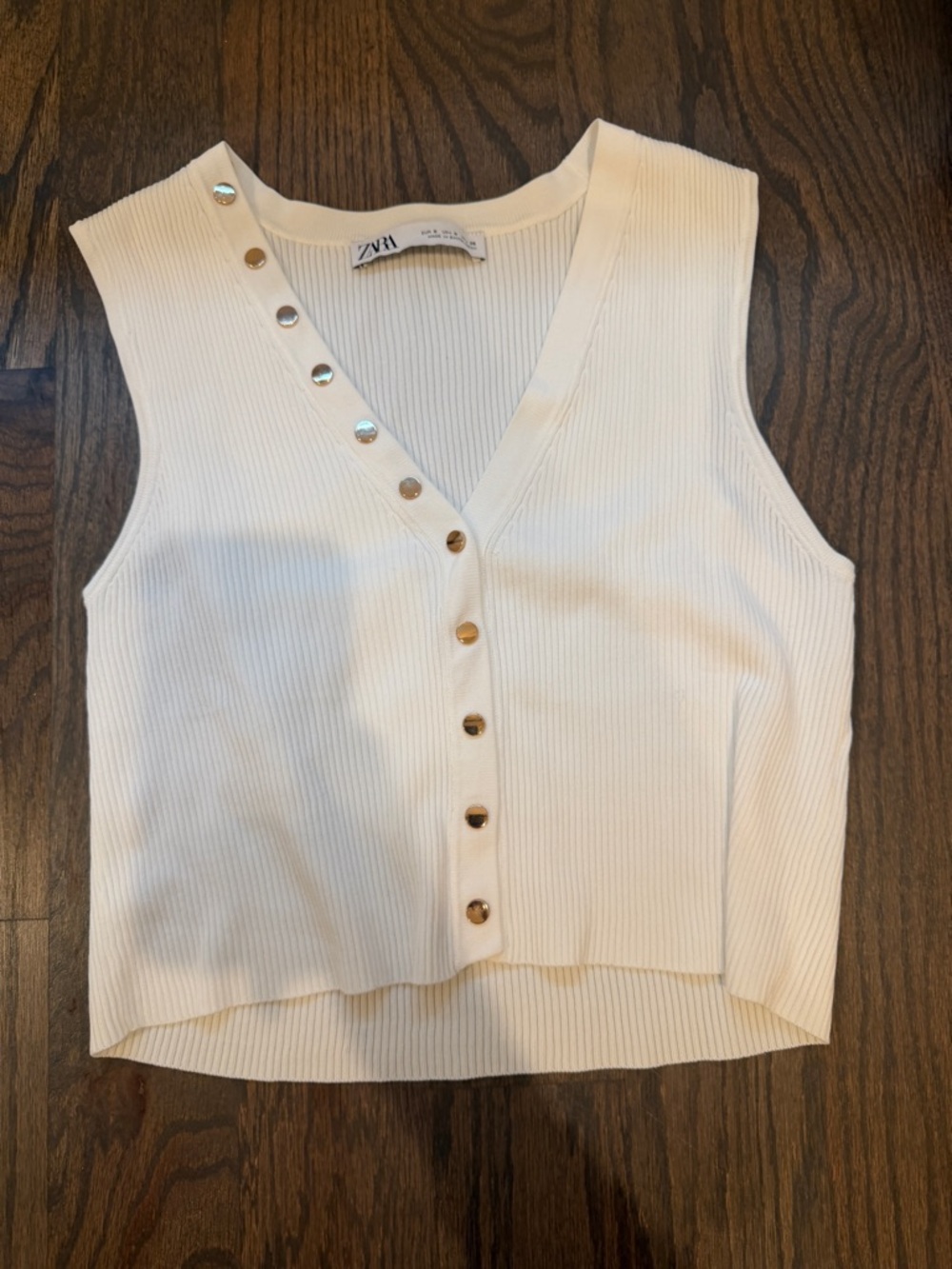 Zara Cream Ribbed Button V-Neck Tank with Gold Buttons